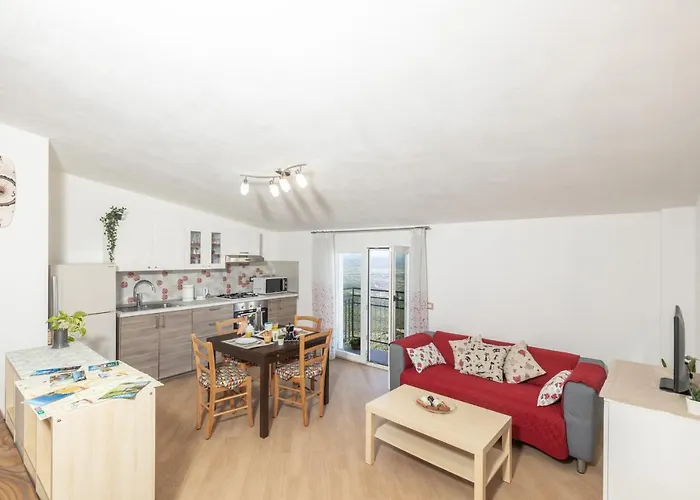 Mansarda Moro * Бауней