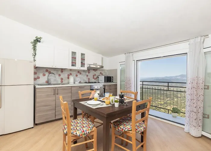 Апартаменты Mansarda Moro Бауней